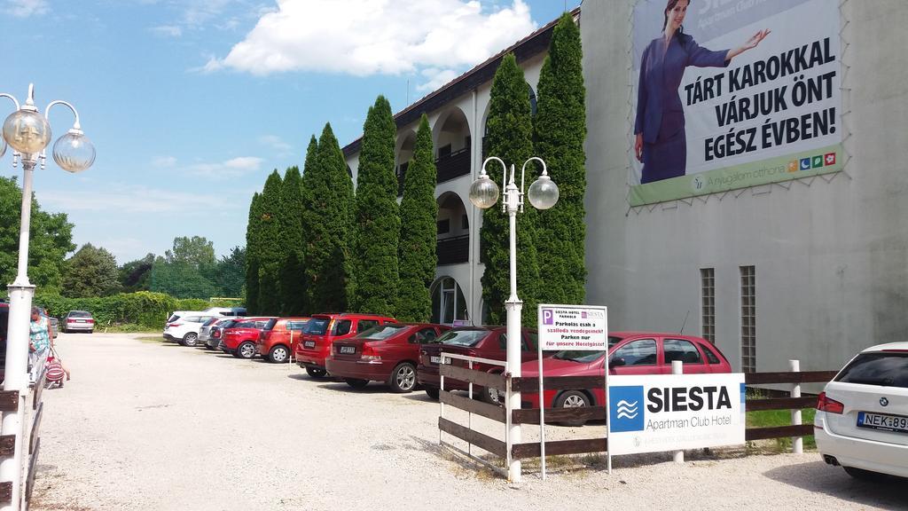 Siesta Club Apartman Харканы Экстерьер фото