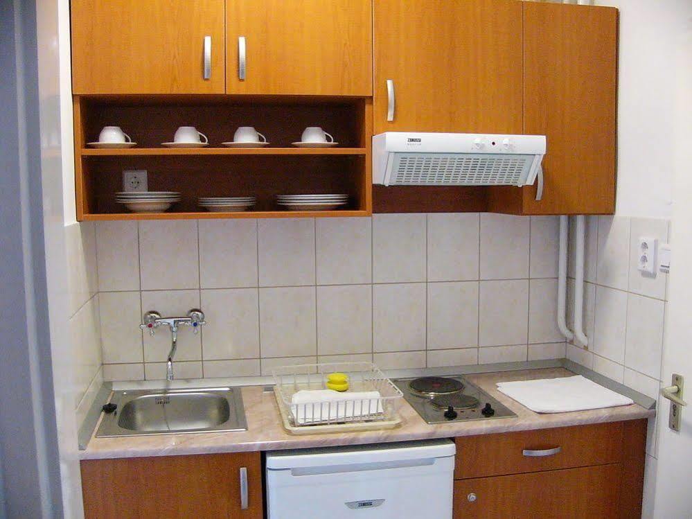 Siesta Club Apartman Харканы Экстерьер фото